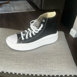 Converse Platform Shoes Size 8